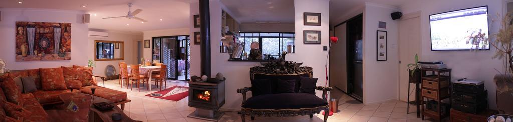 Noosa Edge Nudist Retreat Bed & Breakfast Doonan Exterior photo